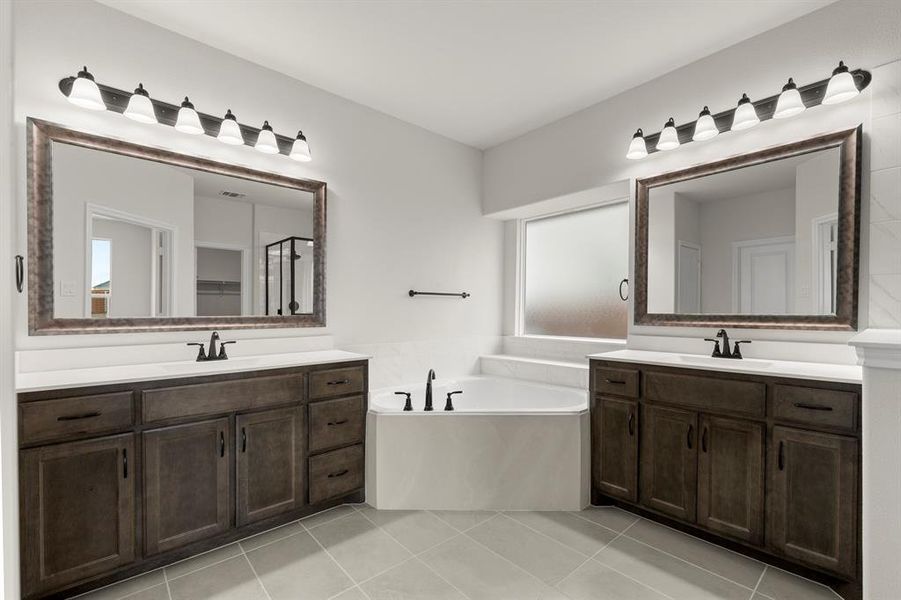 17_18. 719 Soprano - Bath