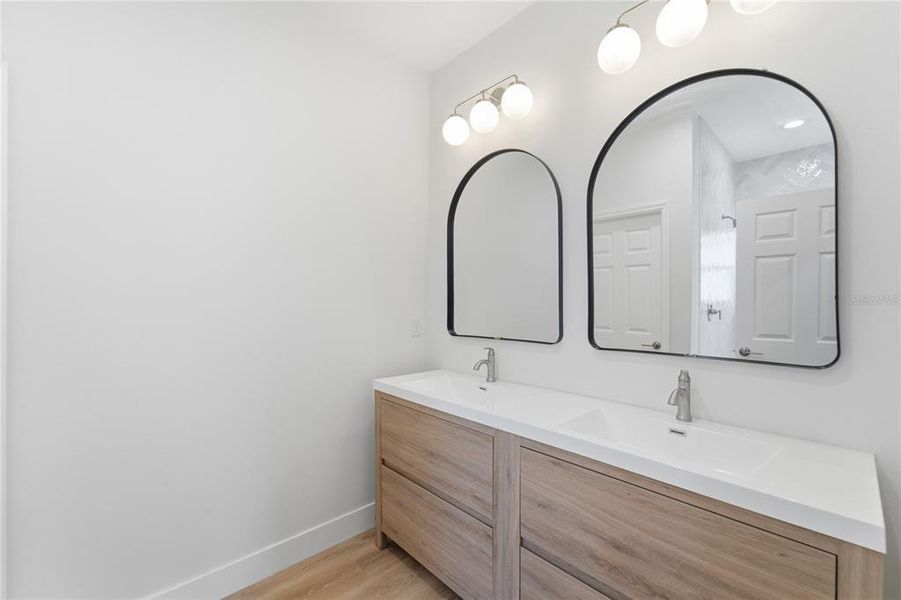 Furnished interior view inside a new home in , Leesburg (Image 9).