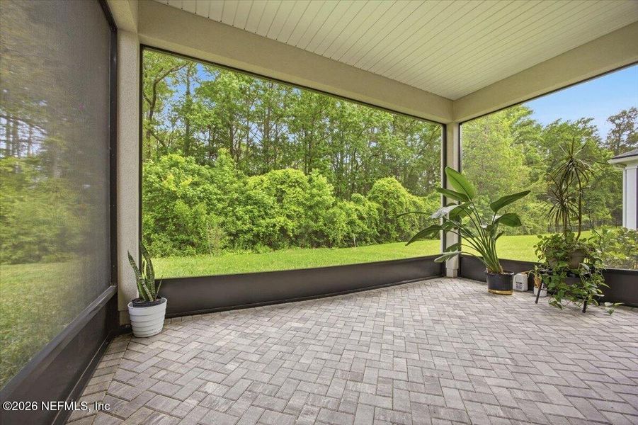 Exterior details and patio area of a home in , Jacksonville (Image 22).
