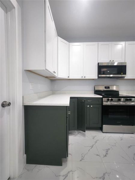 Furnished interior view inside a new home in , Port Charlotte (Image 11).
