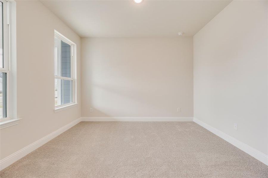 Spacious, unfurnished interior of a new home in Creekside of Crowley, Crowley (Image 24).