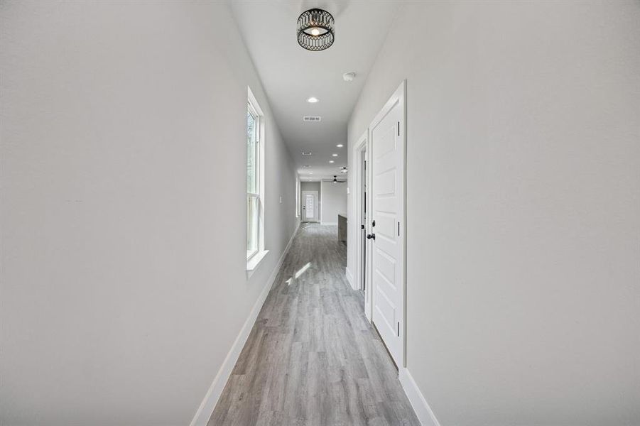 Spacious, unfurnished interior of a new home in , Dallas (Image 23).