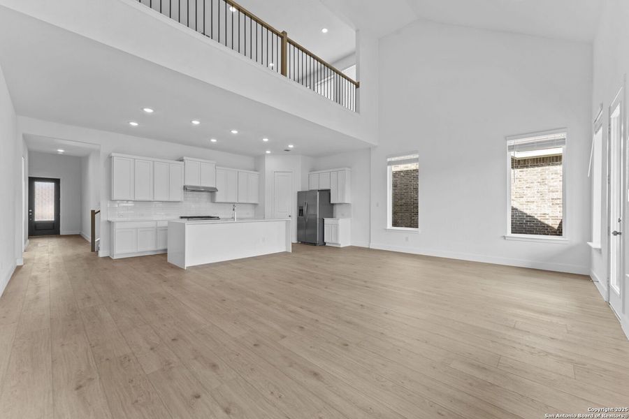 Spacious, unfurnished interior of a new home in , New Braunfels (Image 19). Spacious, unfurnished interior of a new home in , New Braunfels (Image 19).