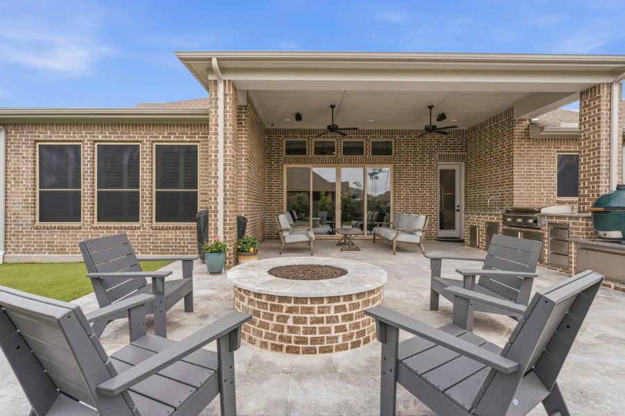 Exterior details and patio area of a home in , Conroe (Image 24).