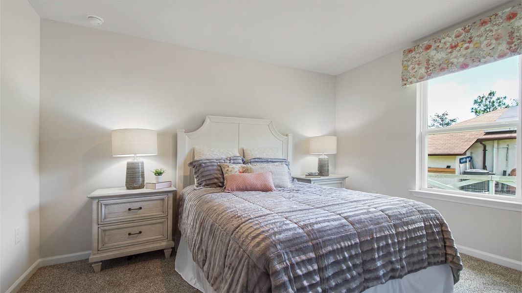 Representative furnished interior of a home built from the Cali by D.R. Horton in Ashton Park Phase III, Freeport (Image 37).