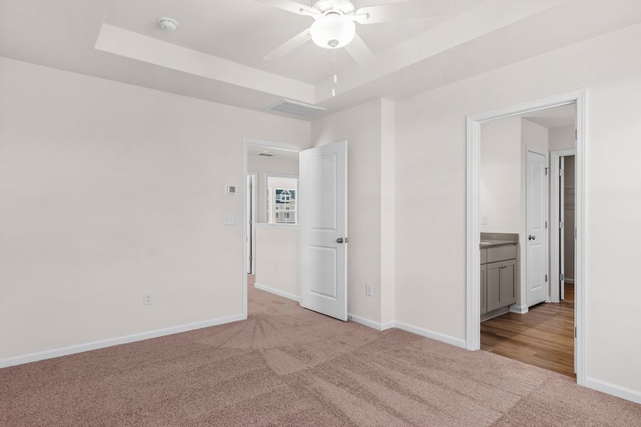 Spacious, unfurnished interior of a new home in Wingate, Inman (Image 22).