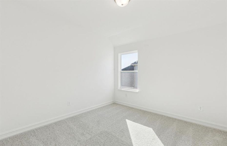 Spacious secondary bedroom Spacious secondary bedroom