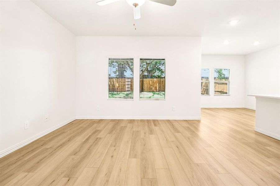 Photo is not of the actual home, but is an inspirational photo of builder’s model home and may depict options, furnishings, and/or decorator features that are not included.