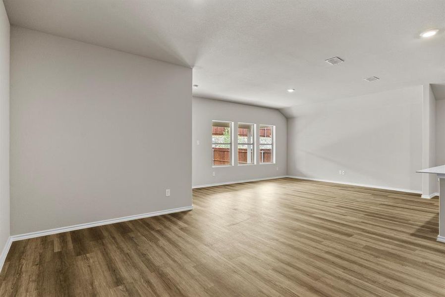 Spacious, unfurnished interior of a new home in , Fort Worth (Image 20).