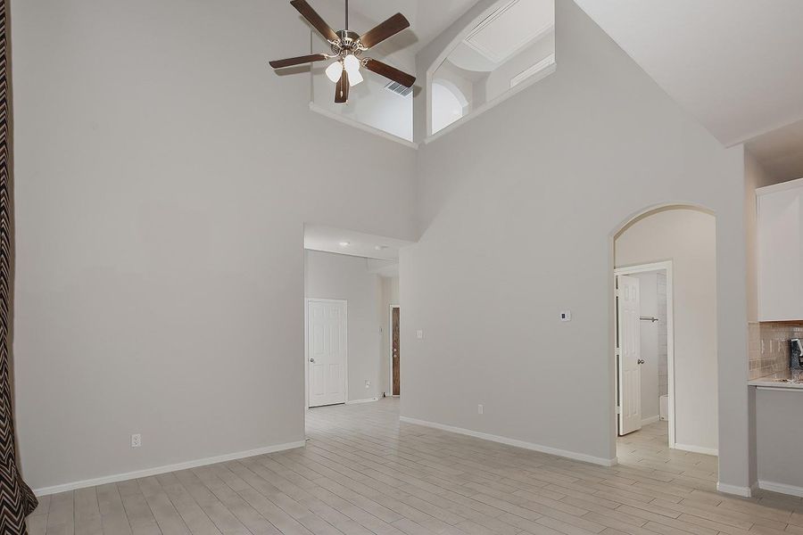 Image 6 of a home in Balmoral East.