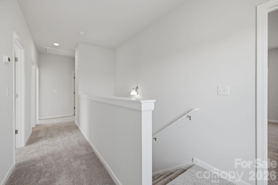 Spacious, unfurnished interior of a new home in Catawba Trace, Catawba (Image 31).
