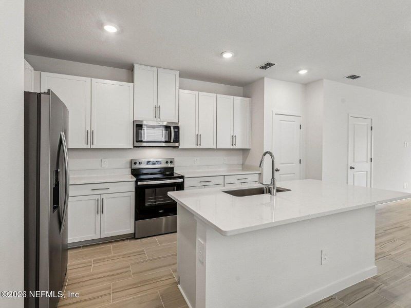 Furnished interior view inside a new home in , Middleburg (Image 10).