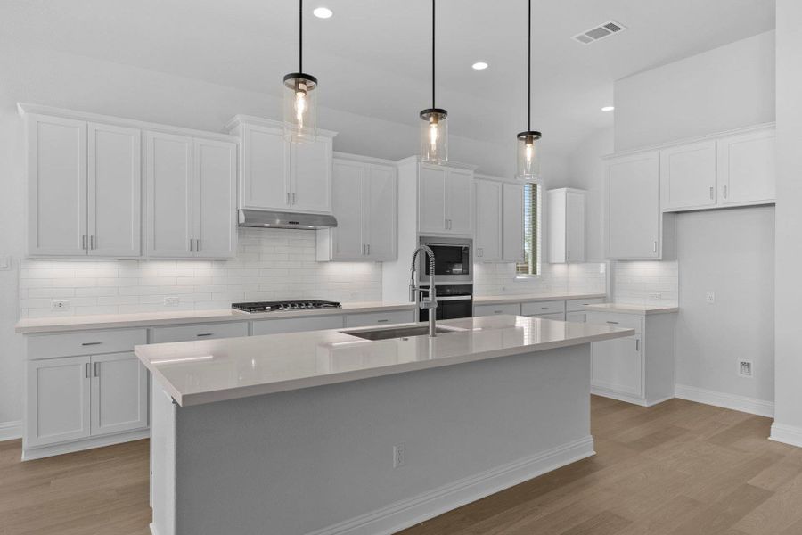 Center Island in Kitchen Center Island in Kitchen