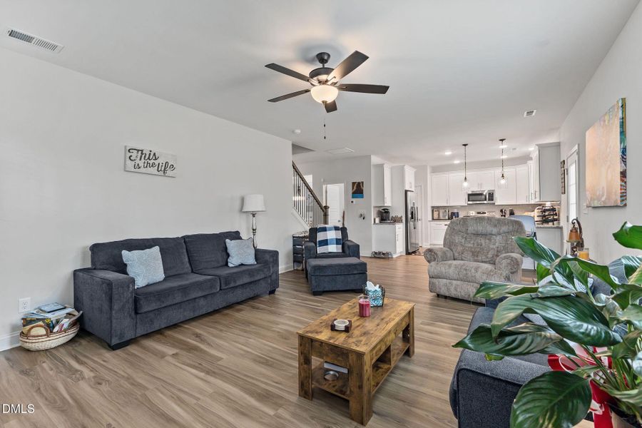 14-web-or-mls-AZ3A9046