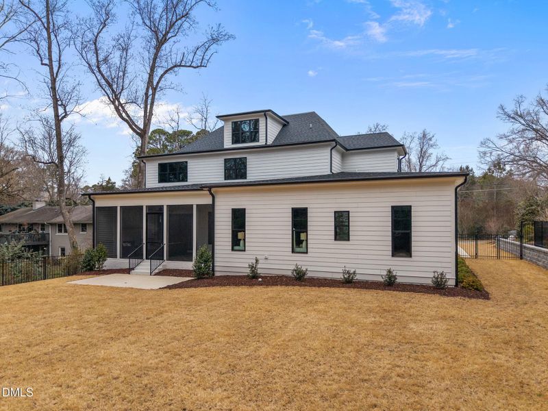 13-web-or-mls-DJI_20251223104001_0714_D