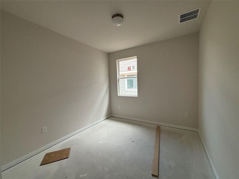 Spacious, unfurnished interior of a new home in Covered Bridge, Hutto (Image 18). Spacious, unfurnished interior of a new home in Covered Bridge, Hutto (Image 18).
