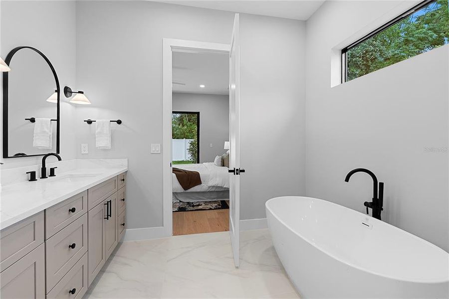 Furnished interior view inside a new home in , Orlando (Image 18).