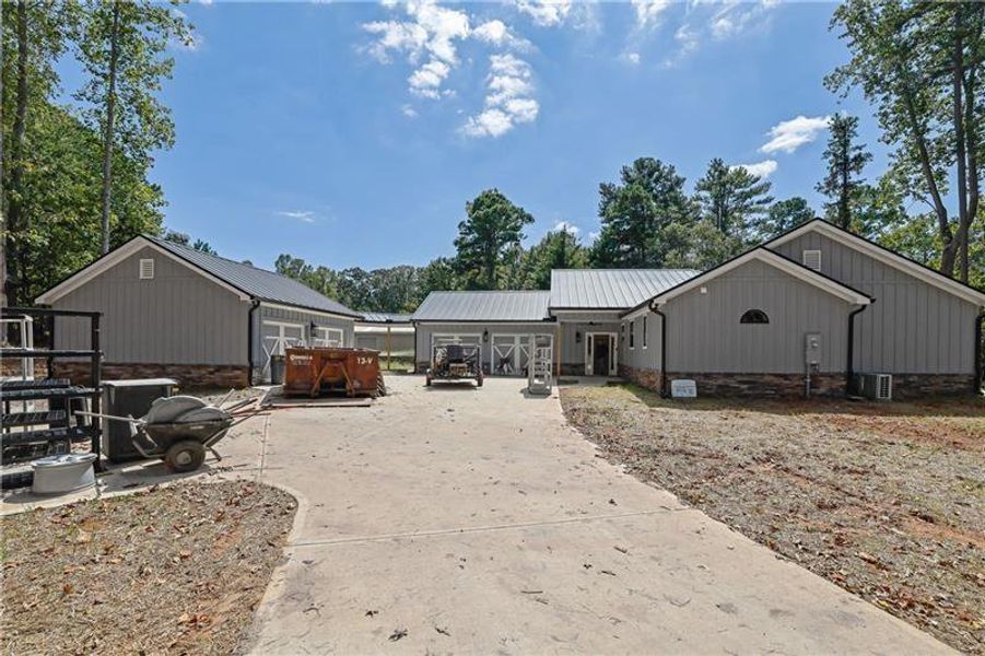 Image 36 of a home in .