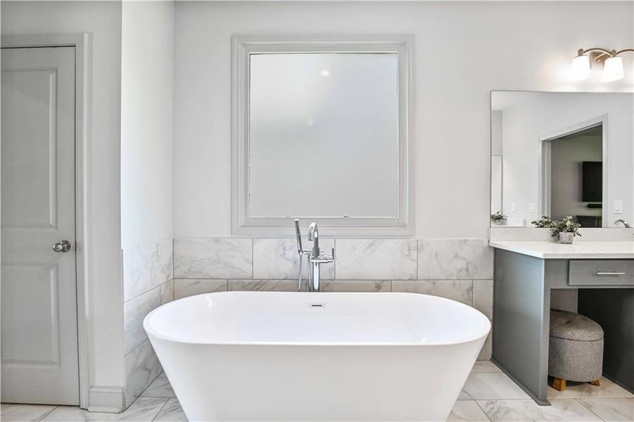 Furnished interior view inside a new home in , Auburn (Image 46).