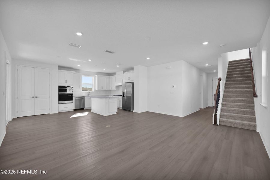 Spacious, unfurnished interior of a new home in , St. Augustine (Image 20).