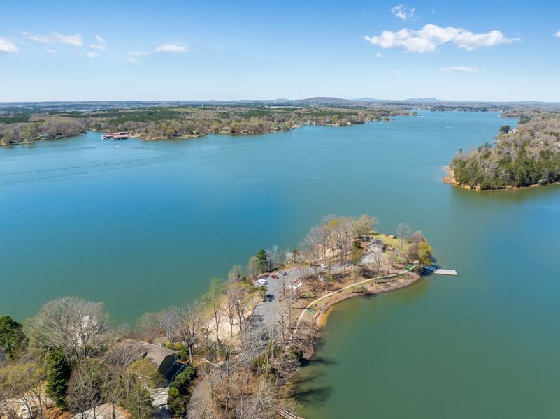 Natural landscape and outdoor views near River Falls in Tega Cay (Image 30).