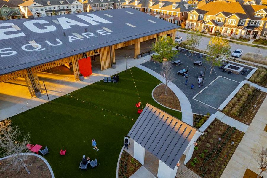 Community amenities in Pecan Square, Northlake (Image 6).