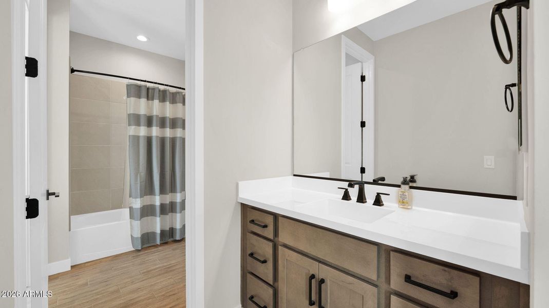 64-web-or-mls-P1486483 64-web-or-mls-P1486483