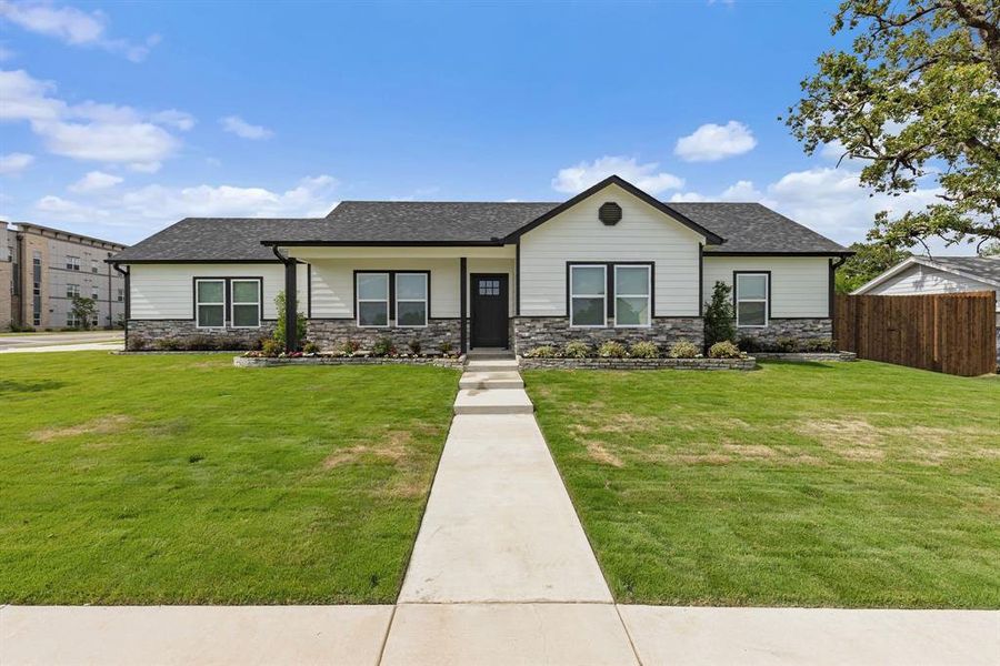 Front exterior of a new home in , Sulphur Springs, TX, highlighting curb appeal (Image 28). Front exterior of a new home in , Sulphur Springs, TX, highlighting curb appeal (Image 28).