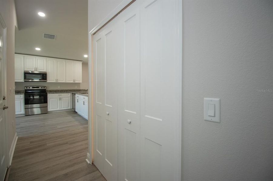 Spacious, unfurnished interior of a new home in , New Port Richey (Image 12).