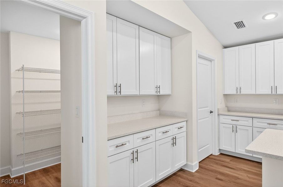 Furnished interior view inside a new home in Cape Coral, Cape Coral (Image 16).