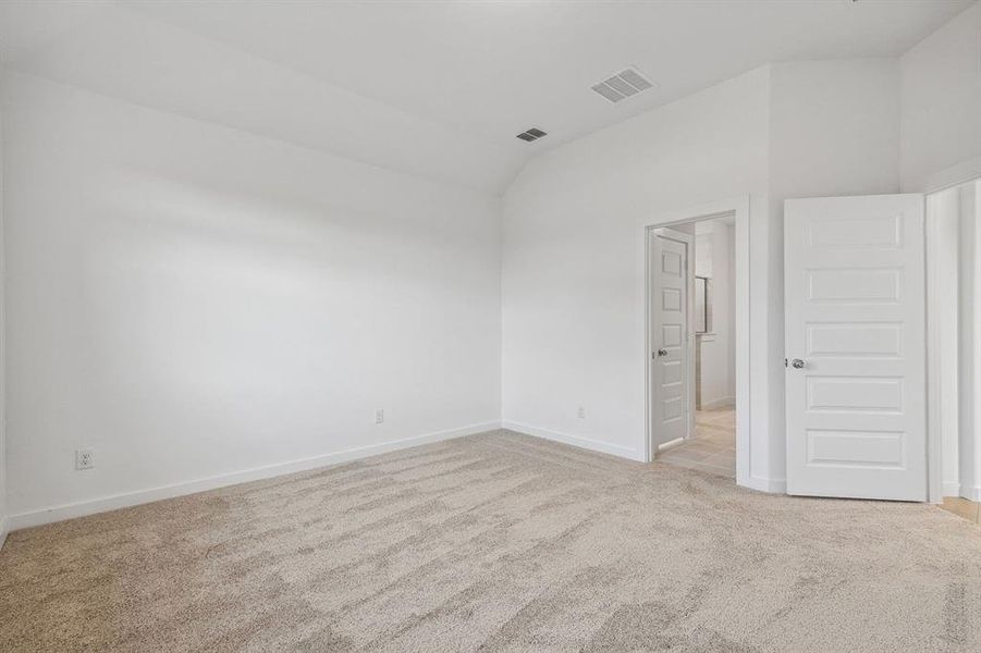Spacious, unfurnished interior of a new home in Lakehaven, Farmersville (Image 27). Spacious, unfurnished interior of a new home in Lakehaven, Farmersville (Image 27).
