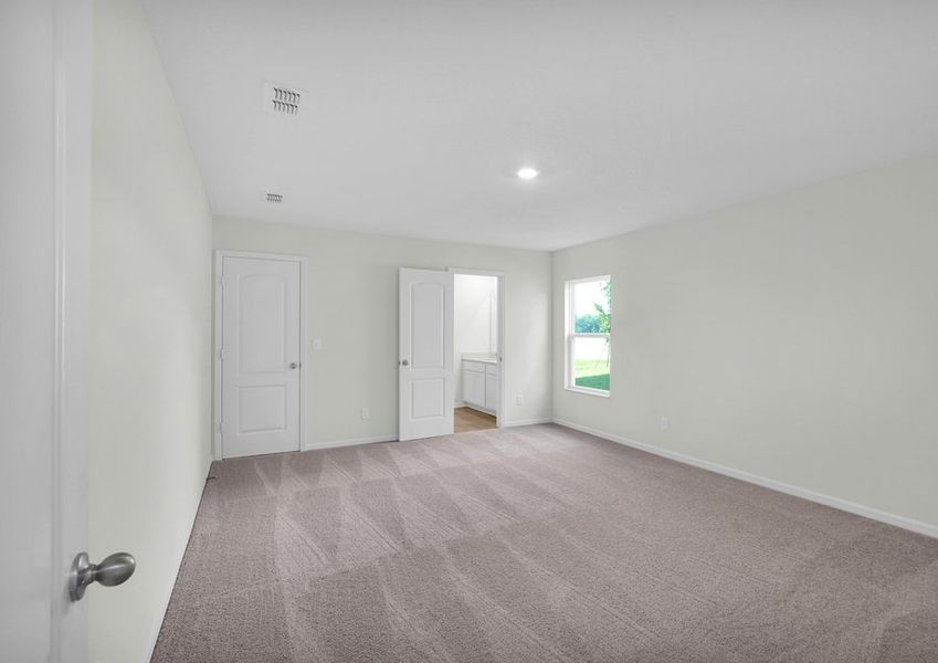 Representative unfurnished interior of a home built from the Caprice by LGI Homes in Westport Landing, Jacksonville (Image 8).