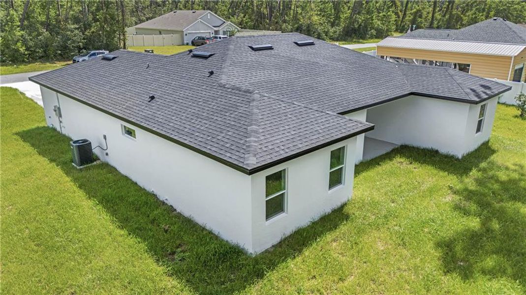 Exterior details and patio area of a home in , Ocala (Image 4).