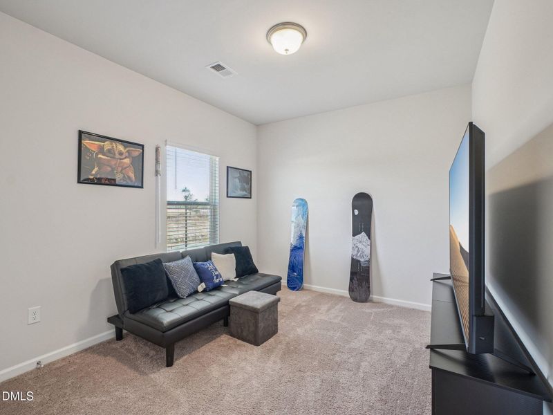 28-web-or-mls-Oriental St-S2412-028