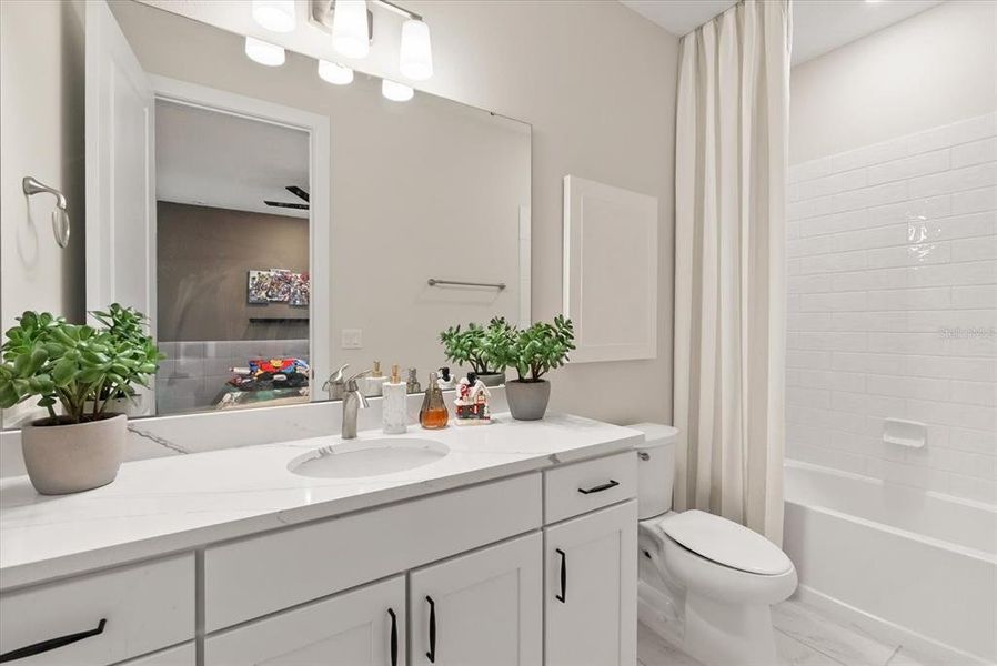 Furnished interior view inside a new home in , Winter Garden (Image 5).