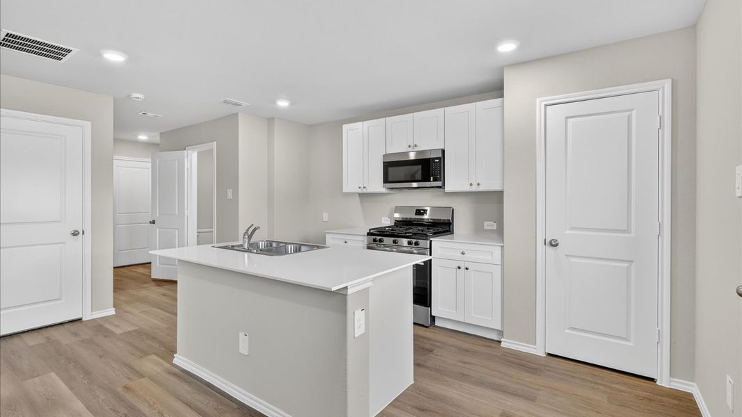 Representative furnished interior of a home built from the Davis by D.R. Horton in Hickory Grove, Krum (Image 6). Representative furnished interior of a home built from the Davis by D.R. Horton in Hickory Grove, Krum (Image 6).