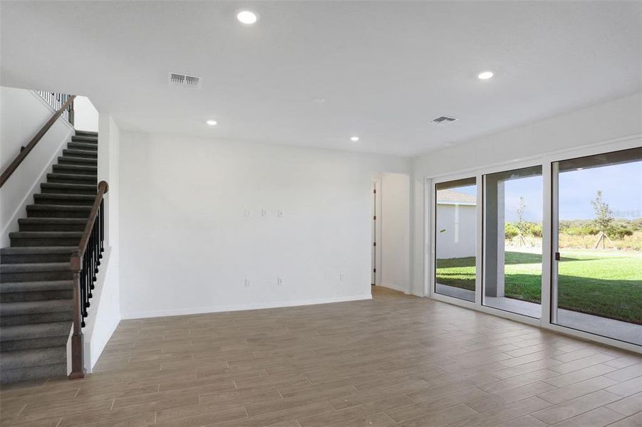 Spacious, unfurnished interior of a new home in Turnleaf, Punta Gorda (Image 35).