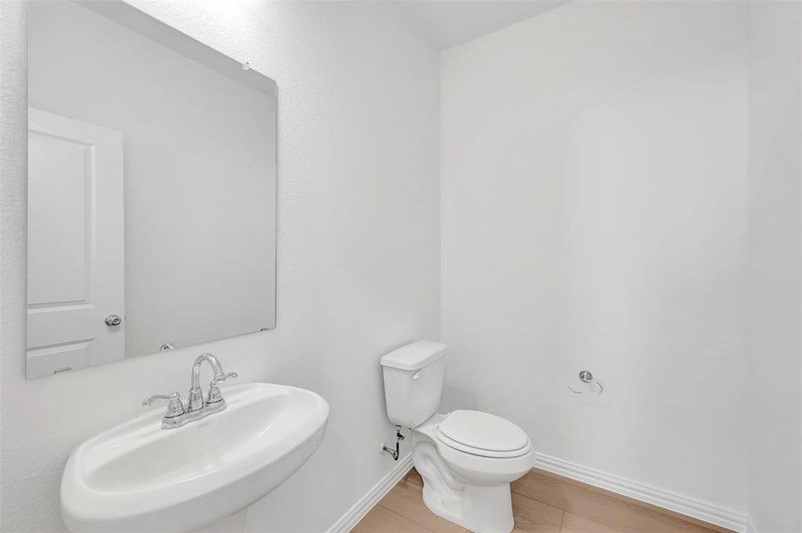 Furnished interior view inside a new home in Tarrytown, Crowley (Image 5).