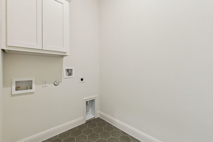 Spacious, unfurnished interior of a new home in Timberbrook, Justin (Image 22). Spacious, unfurnished interior of a new home in Timberbrook, Justin (Image 22).