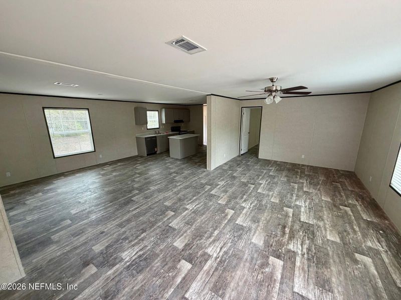 Spacious, unfurnished interior of a new home in , Interlachen (Image 3).