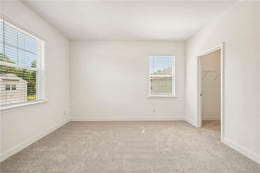 Spacious, unfurnished interior of a new home in Bennett Farm, Loganville (Image 32).
