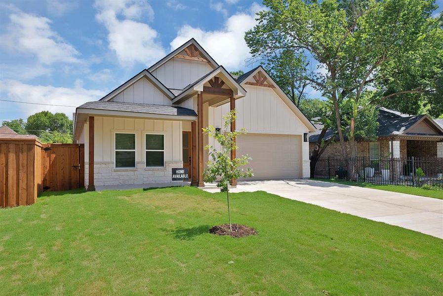 Contemporary-style single-story residence with a two-car garage Contemporary-style single-story residence with a two-car garage