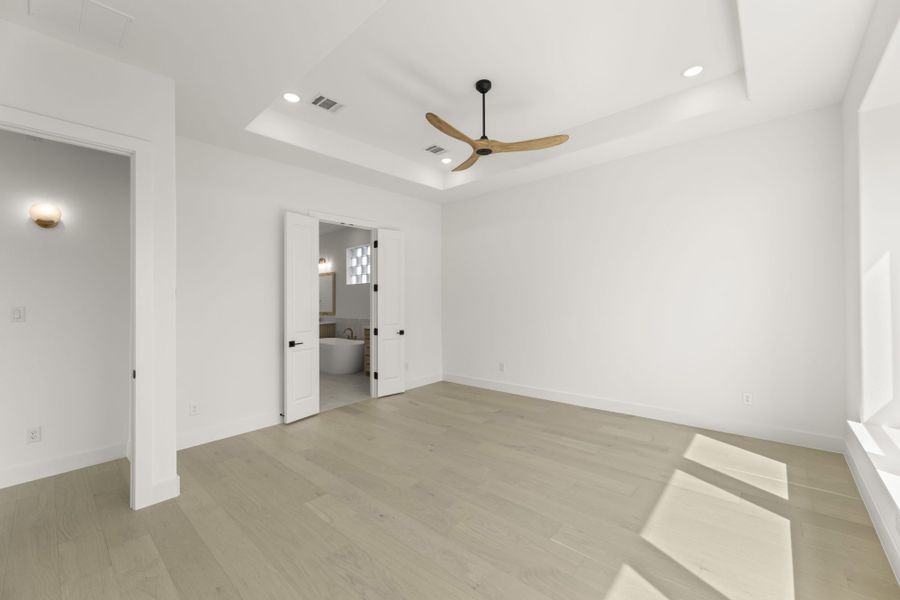 Spacious, unfurnished interior of a new home in Mustang Lakes, Celina (Image 60). Spacious, unfurnished interior of a new home in Mustang Lakes, Celina (Image 60).