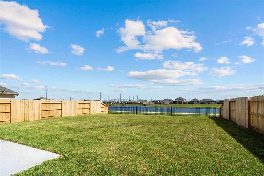 Exterior details and patio area of a home in Vida Costera, Texas City (Image 2). Exterior details and patio area of a home in Vida Costera, Texas City (Image 2).