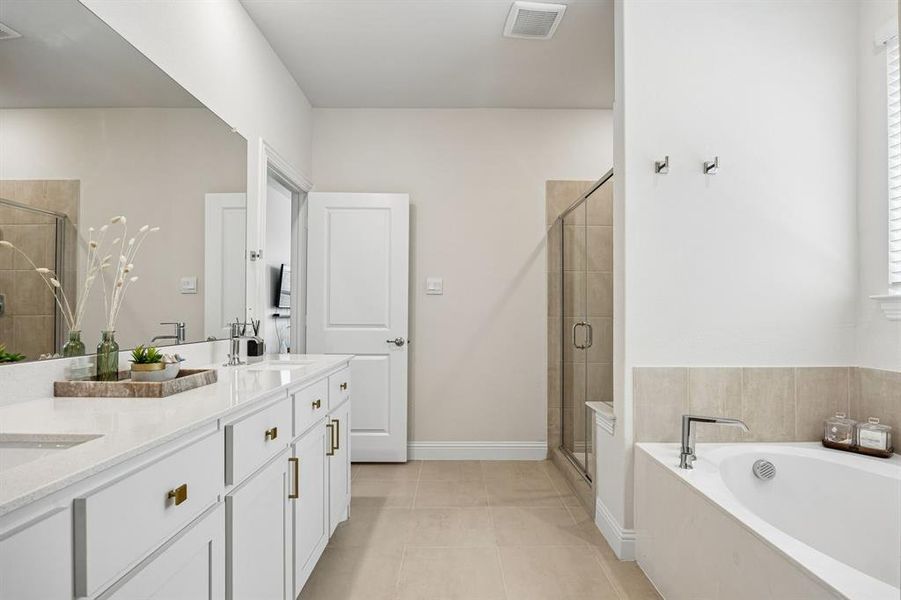 Furnished interior view inside a new home in , Little Elm (Image 31).