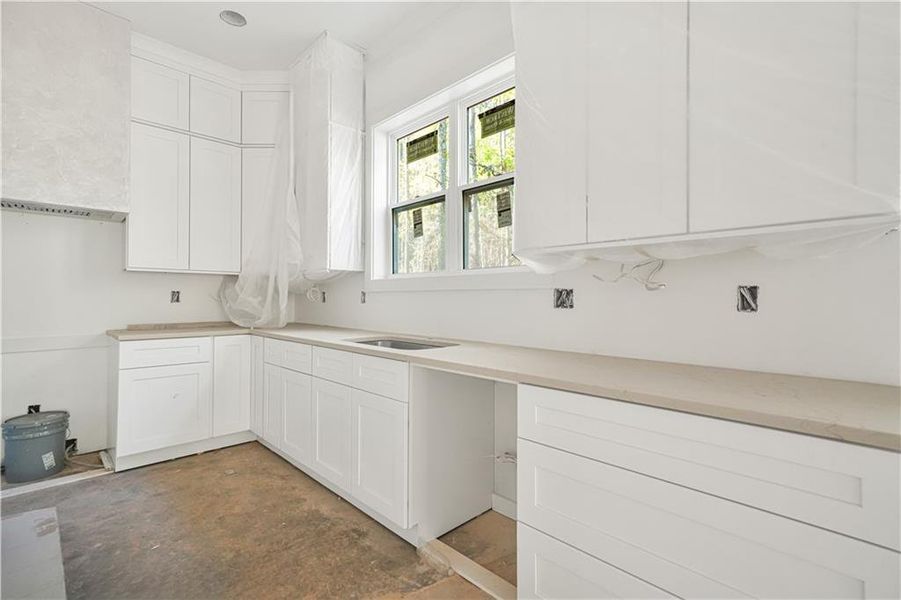 Furnished interior view inside a new home in , Conyers (Image 11).