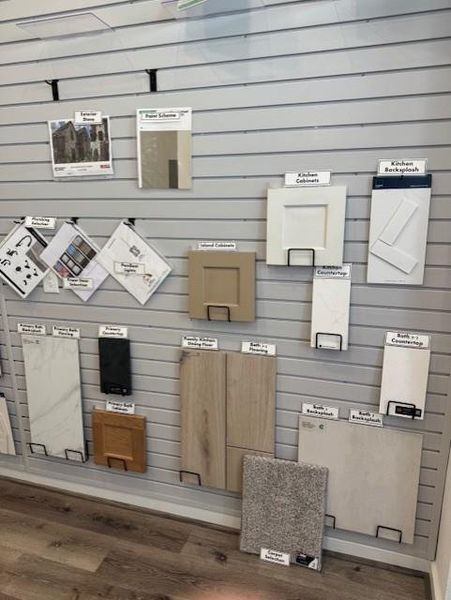 Sample of building materials used in homes in Meridiana 50's, Manvel (Image 29).