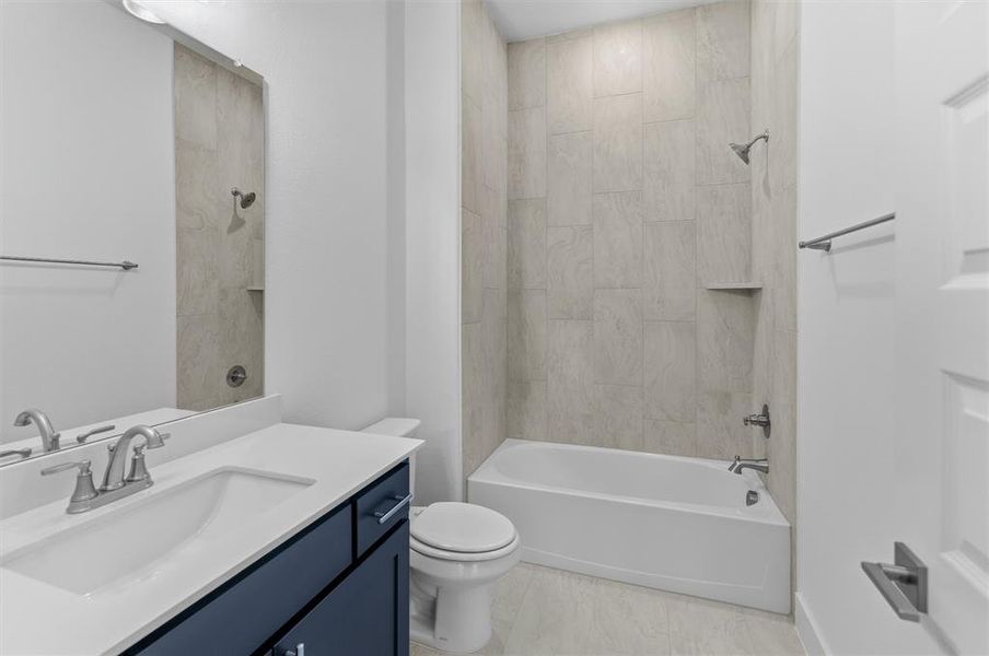 Furnished interior view inside a new home in Grayson Ridge, Van Alstyne (Image 9).