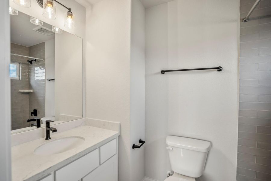 Furnished interior view inside a new home in ARTAVIA, Conroe (Image 9). Furnished interior view inside a new home in ARTAVIA, Conroe (Image 9).