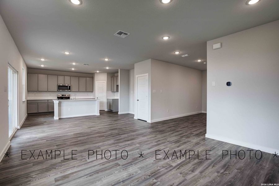 Spacious, unfurnished interior of a new home in Garden Grove, San Antonio (Image 22). Spacious, unfurnished interior of a new home in Garden Grove, San Antonio (Image 22).